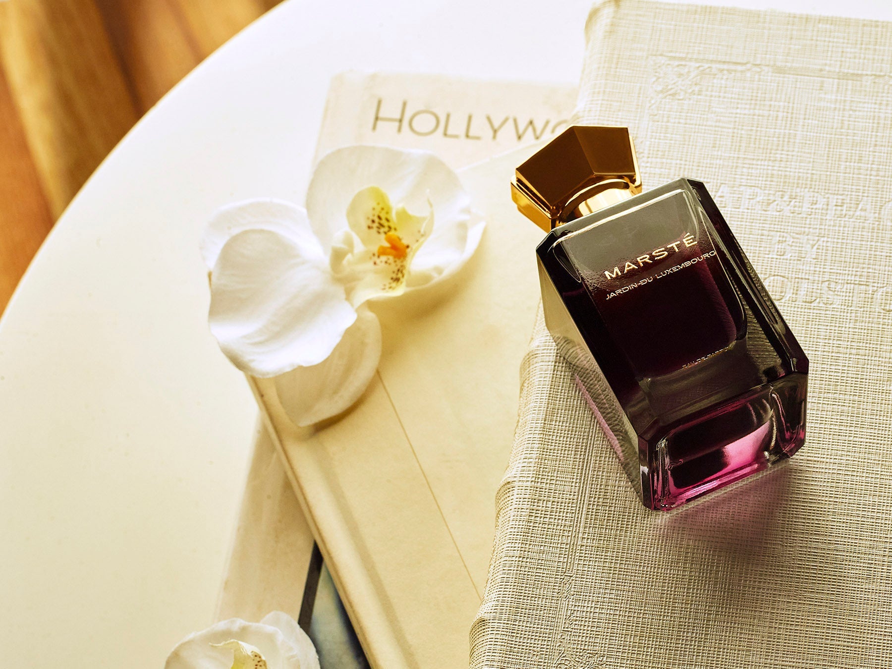 How to Create a Bespoke Scent with Fragrance Layering